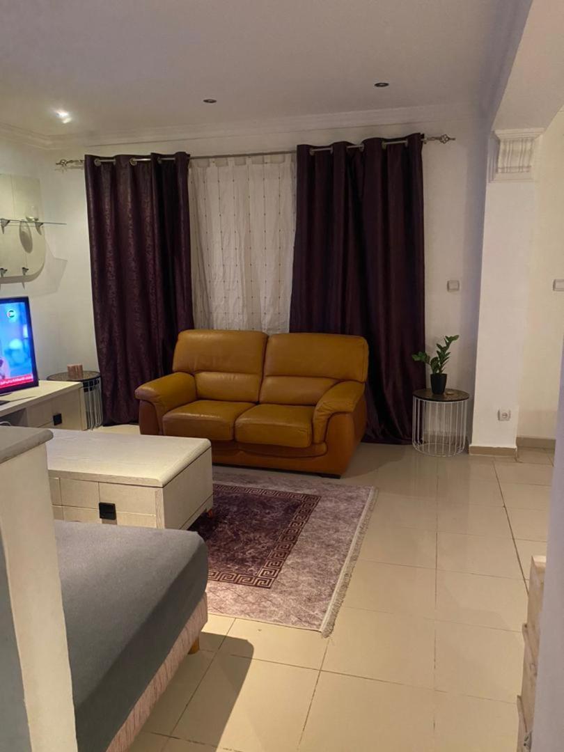 Duplex T3 Bien Situe Apartment Annaba Luaran gambar